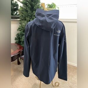 The North Face Men's Azure Raincoat